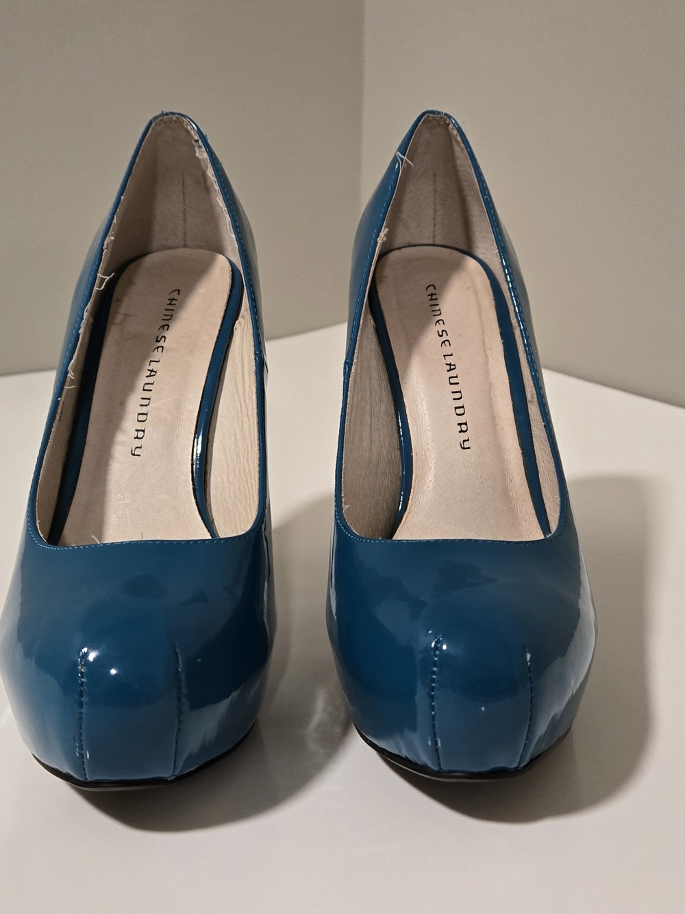 Chinese Laundry "Whistle" Teal Patent Platform Pumps - Picture 6 of 13